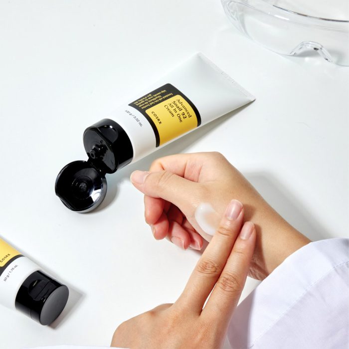 کرم مرطوب کننده تیوپی حلزون موسین 92 کوزارکس Cosrx advanced snail 92 all in one cream